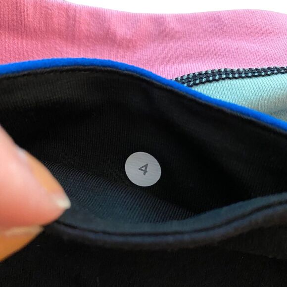 Lululemon 4 Leggings Cropped Black Colorful Waistband Workout - Picture 2 of 10